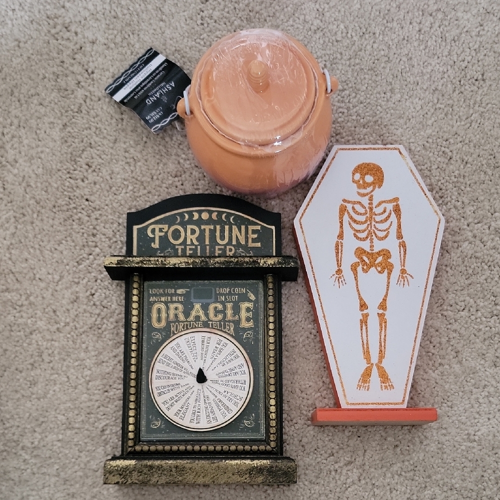 New Ashland Halloween Bundle Decor